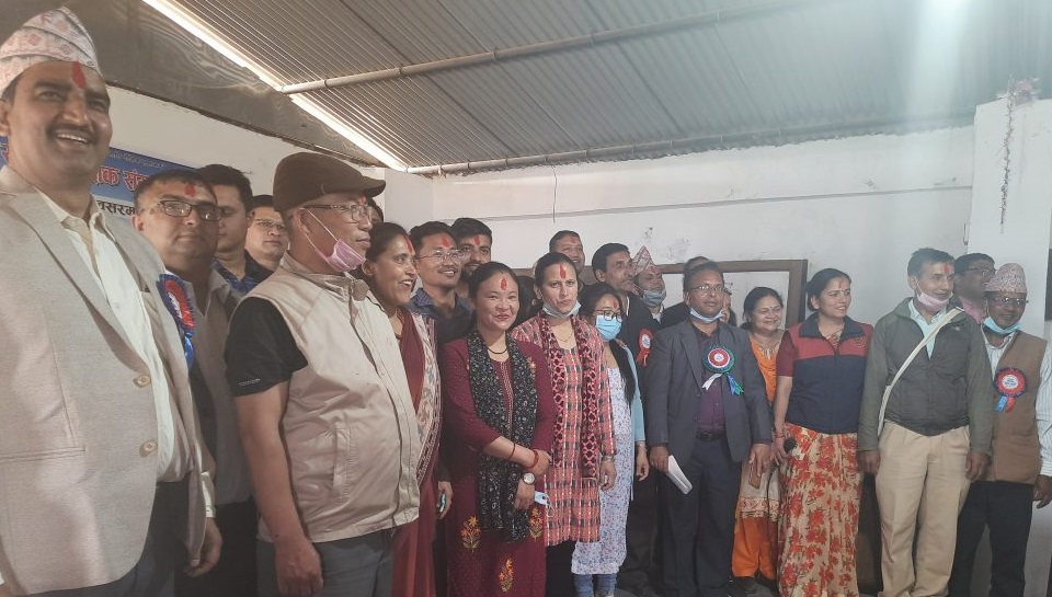 नेपाल राष्ट्रिय शिक्षक संगठन तानसेनको अध्यक्षमा दीर्घनारायण आचार्य