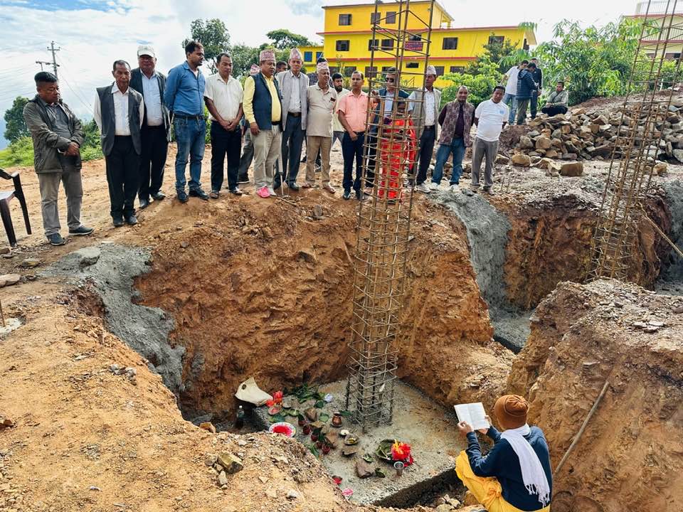 माथागढीको चिदीपानीमा वडा कार्यालय भवन सिलान्यास